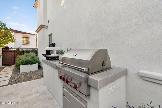 3906 E CRITTENDEN Lane, Phoenix, AZ 85018