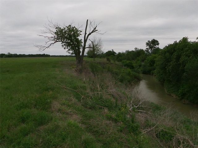 0000 FM 112 RD, Thrall, TX 76578