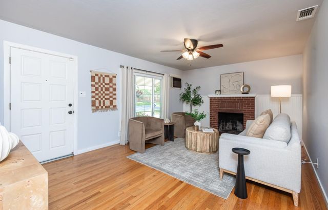 3311 Sierra View Ln, Sacramento, CA 95821