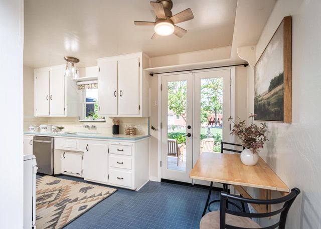 3311 Sierra View Ln, Sacramento, CA 95821