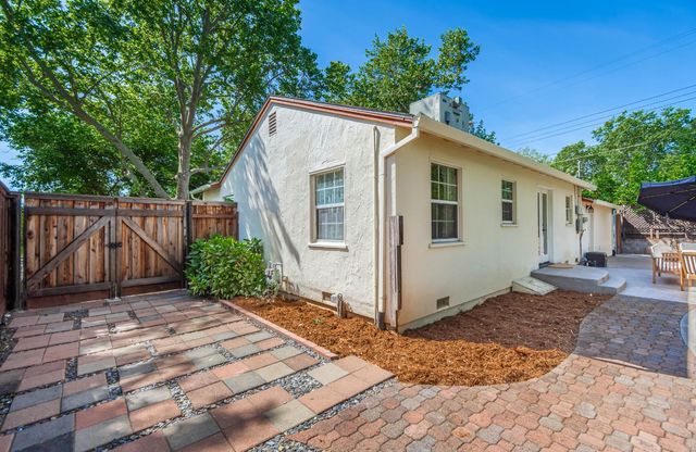 3311 Sierra View Ln, Sacramento, CA 95821