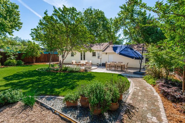 3311 Sierra View Ln, Sacramento, CA 95821