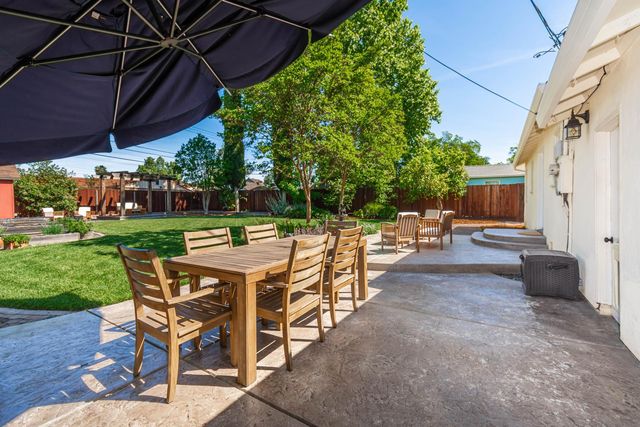 3311 Sierra View Ln, Sacramento, CA 95821