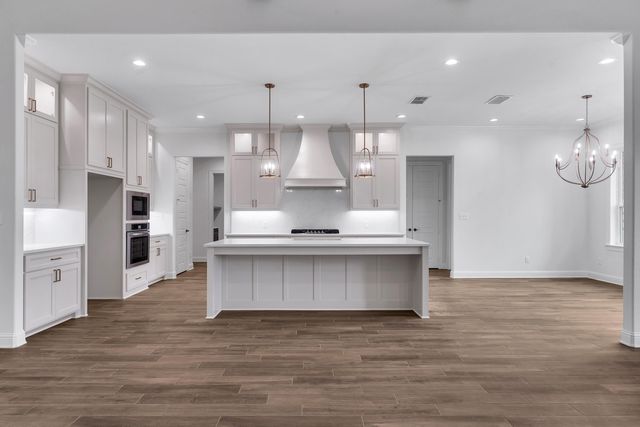 170 Waterfowl Ln, Longview, TX 75602