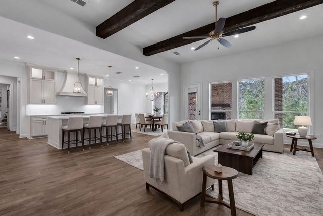 170 Waterfowl Ln, Longview, TX 75602