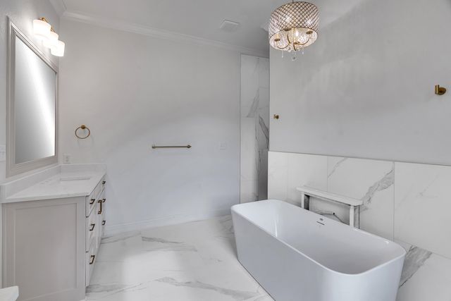 170 Waterfowl Ln, Longview, TX 75602