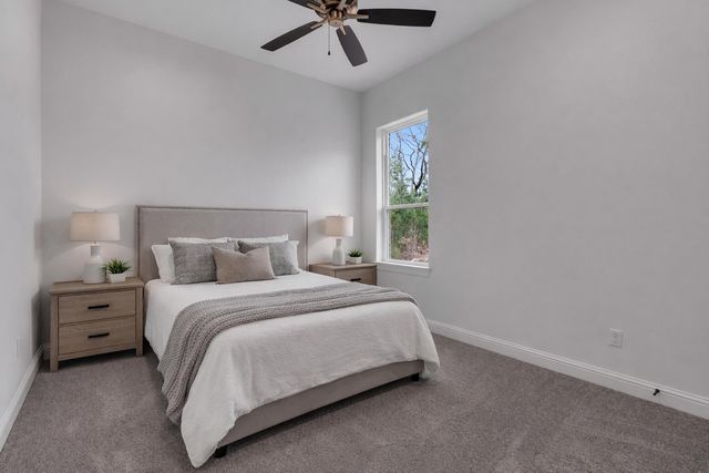 170 Waterfowl Ln, Longview, TX 75602