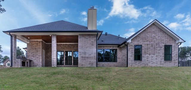 170 Waterfowl Ln, Longview, TX 75602