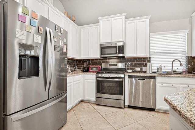 19707 Lakeside Pointe Court, Richmond, TX 77407