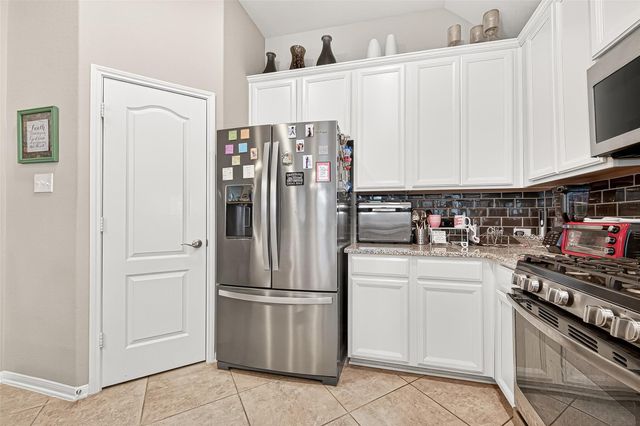 19707 Lakeside Pointe Court, Richmond, TX 77407