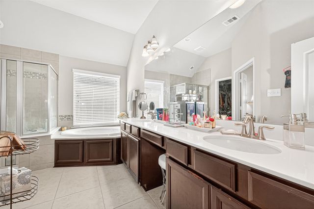 19707 Lakeside Pointe Court, Richmond, TX 77407