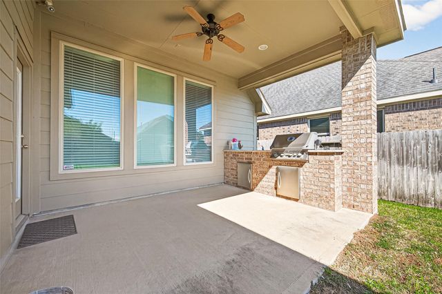 19707 Lakeside Pointe Court, Richmond, TX 77407