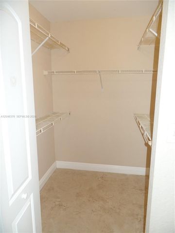 2811 N Oakland Forest Drive 205, Oakland Park, FL 33309