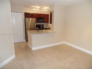 2811 N Oakland Forest Drive 205, Oakland Park, FL 33309