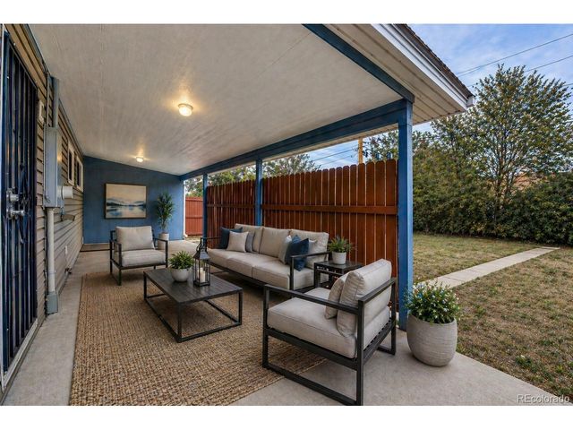 1600 S Wolcott Ct, Denver, CO 80219