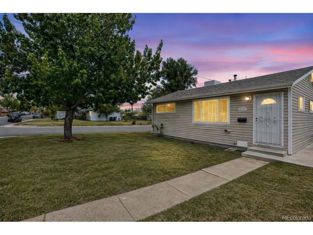 1600 S Wolcott Ct, Denver, CO 80219