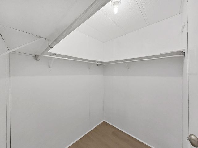 4925 FOXWOOD LAKE DR, Lakeland, FL 33810