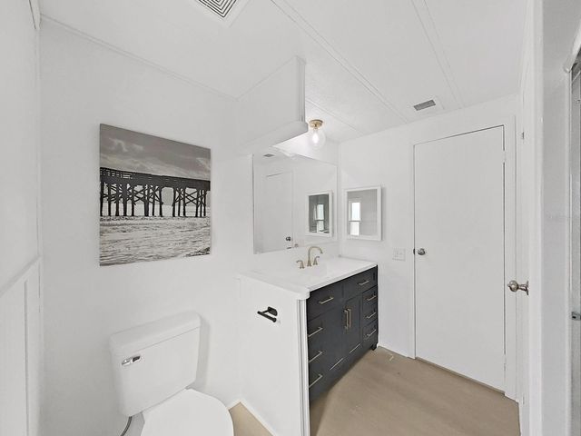 4925 FOXWOOD LAKE DR, Lakeland, FL 33810