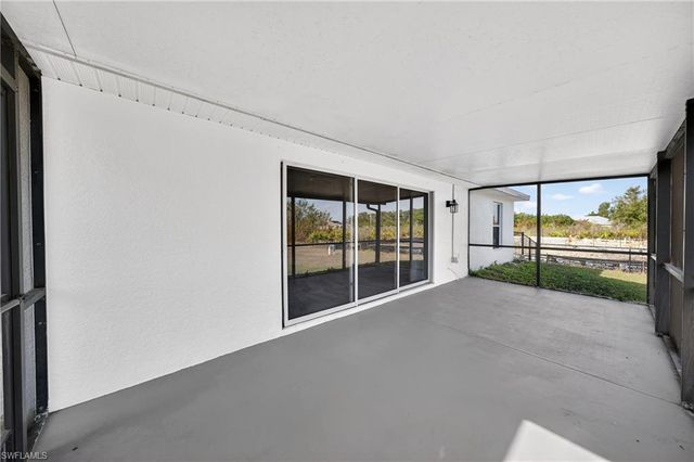 2710 61st ST W, Lehigh Acres, FL 33971