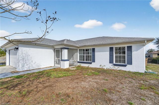 2710 61st ST W, Lehigh Acres, FL 33971