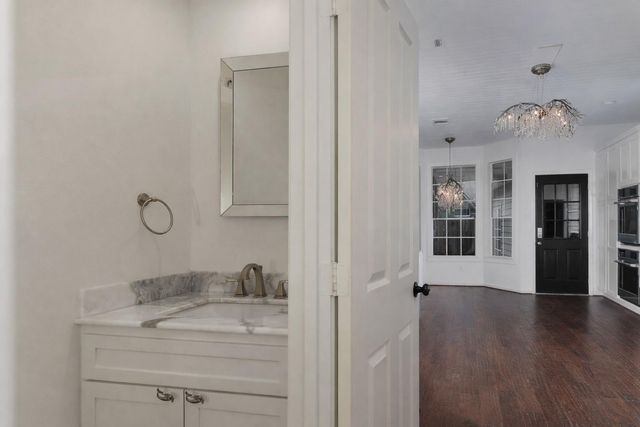 35 Tender Violet Place, The Woodlands, TX 77381