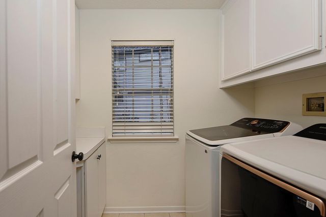 35 Tender Violet Place, The Woodlands, TX 77381