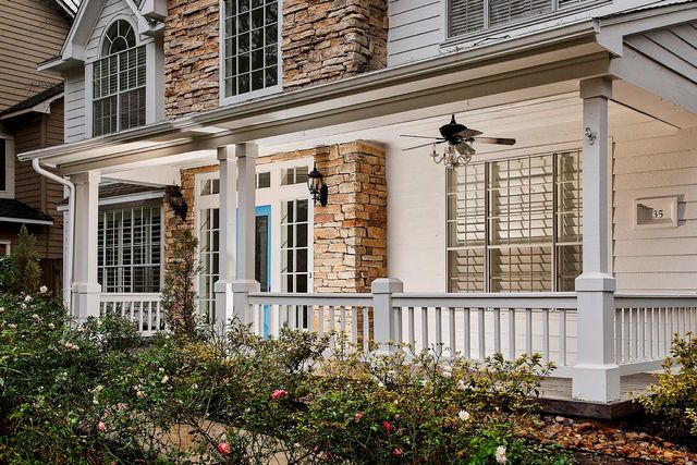 35 Tender Violet Place, The Woodlands, TX 77381