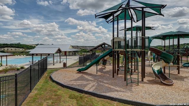 2640 BARKEY SPGS, San Antonio, TX 78245