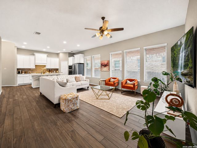 2640 BARKEY SPGS, San Antonio, TX 78245