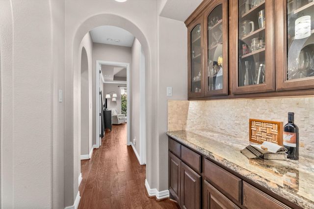 130 E Cove View Trail, Spring, TX 77389