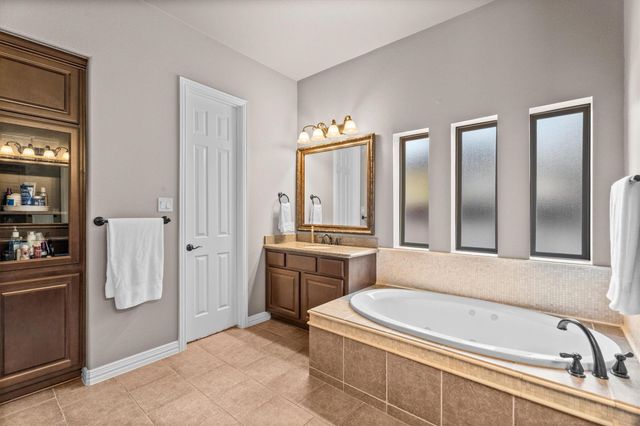 130 E Cove View Trail, Spring, TX 77389