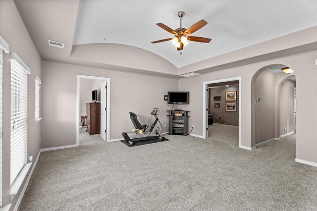 130 E Cove View Trail, Spring, TX 77389