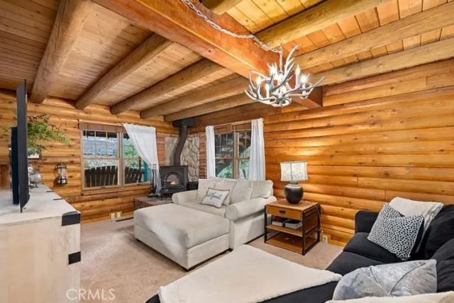379 Dorn, Crestline, CA 92325