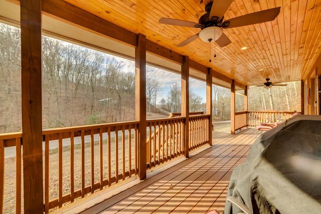 3000 Highwater Rd, Waverly, TN 37185