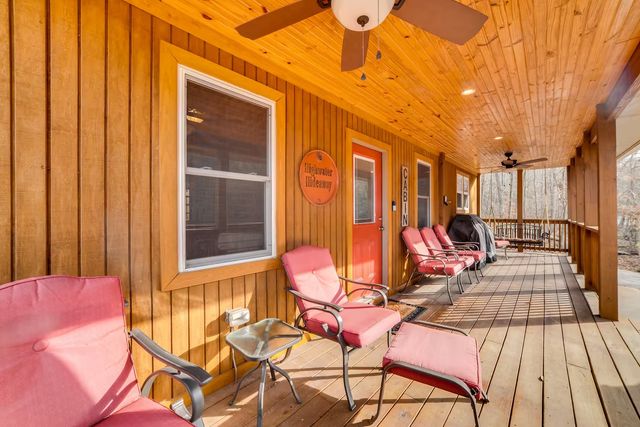 3000 Highwater Rd, Waverly, TN 37185
