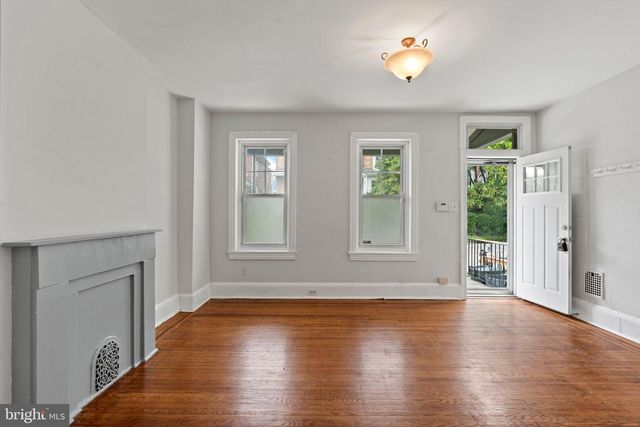 216 W MOUNT PLEASANT AVE, Philadelphia, PA 19119