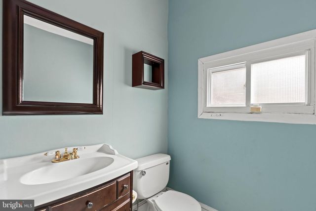 216 W MOUNT PLEASANT AVE, Philadelphia, PA 19119