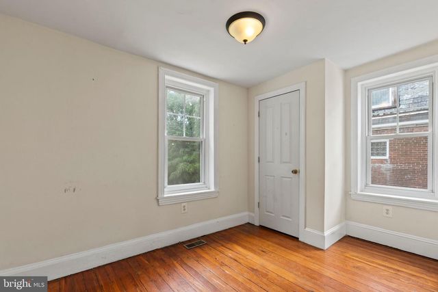 216 W MOUNT PLEASANT AVE, Philadelphia, PA 19119