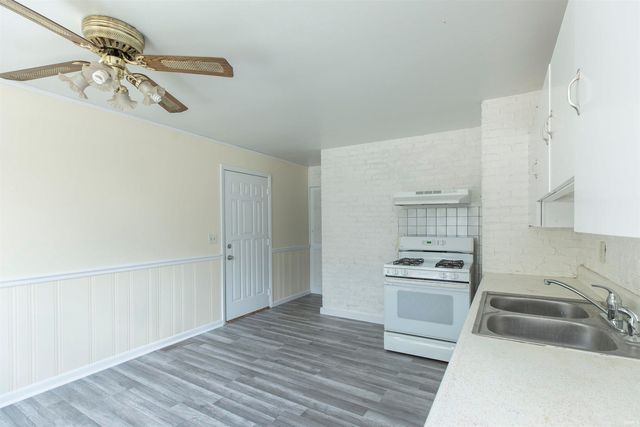 712 Geyer Avenue, Mishawaka, IN 46544