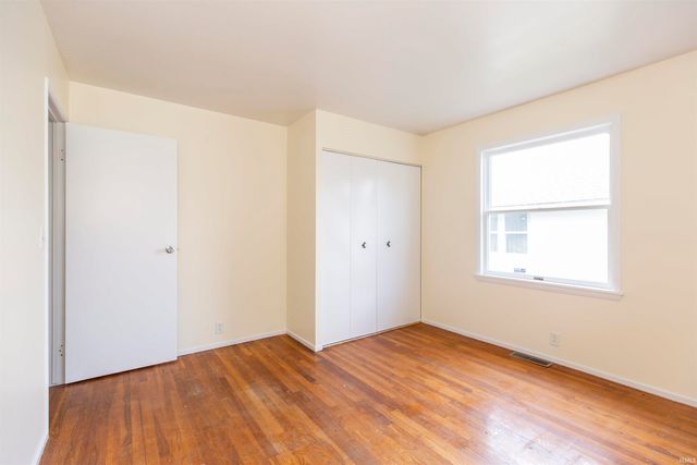 712 Geyer Avenue, Mishawaka, IN 46544