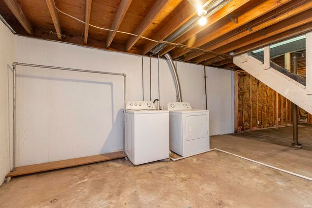 712 Geyer Avenue, Mishawaka, IN 46544