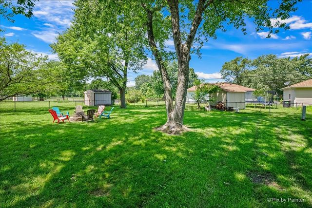 809 Stowell Avenue, Streamwood, IL 60107