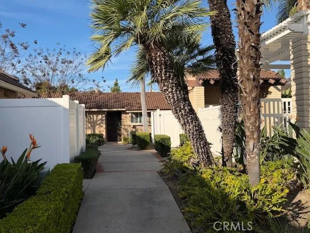 708 W Lambert 6, La Habra, CA 90631