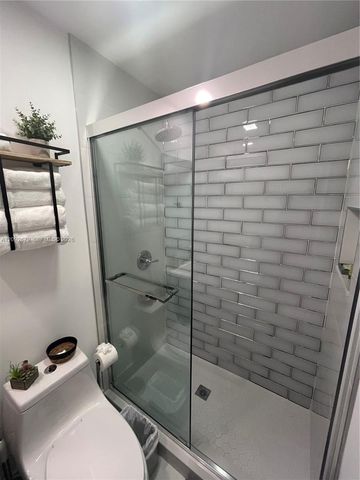 1150 NW 135th Court, Miami, FL 33182