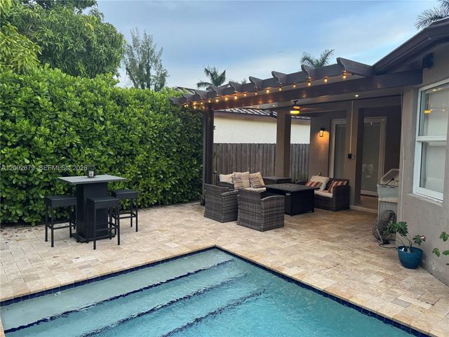 1150 NW 135th Court, Miami, FL 33182