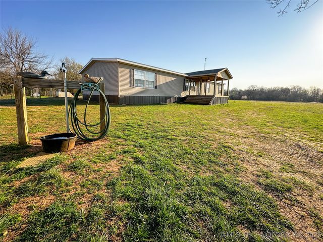 18085 EW 20 Road, Nowata, OK 74048