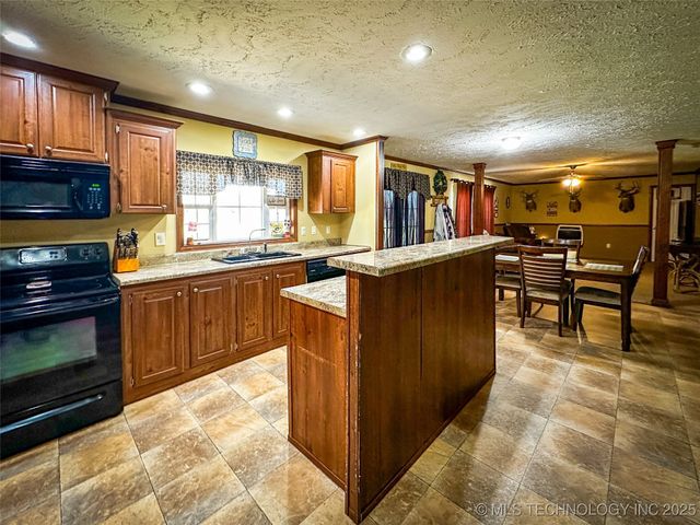 18085 EW 20 Road, Nowata, OK 74048