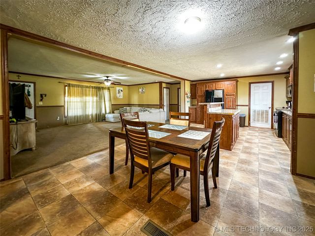 18085 EW 20 Road, Nowata, OK 74048