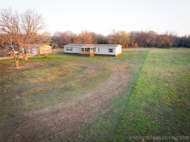 18085 EW 20 Road, Nowata, OK 74048