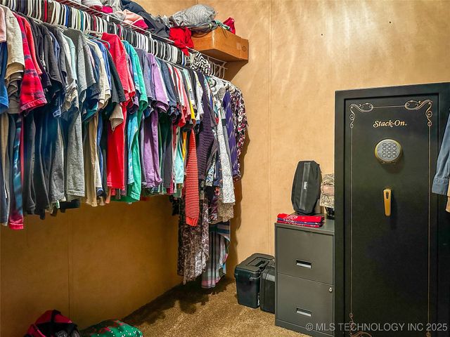 18085 EW 20 Road, Nowata, OK 74048